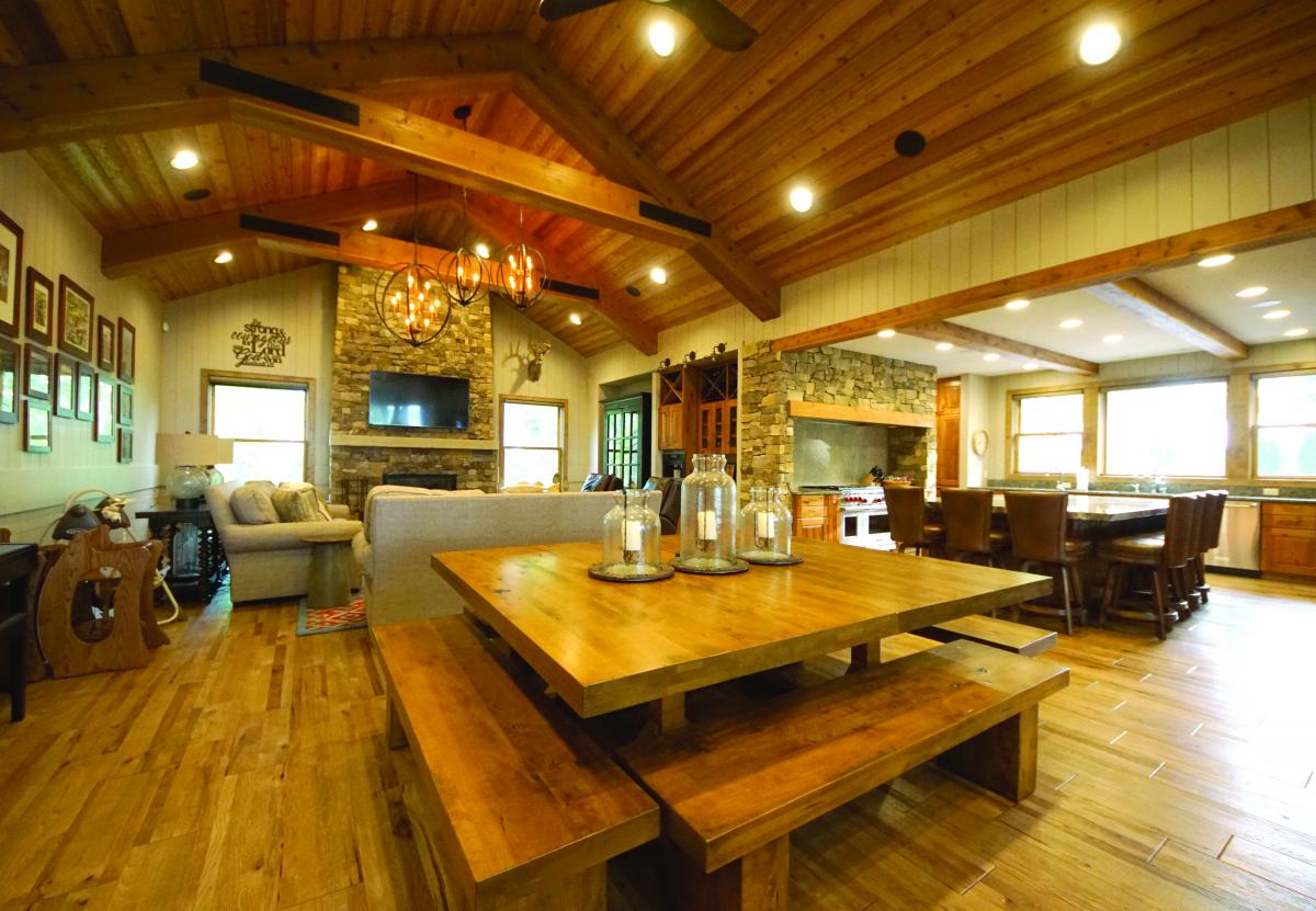 Lakeside Family Cabin Int_9727
