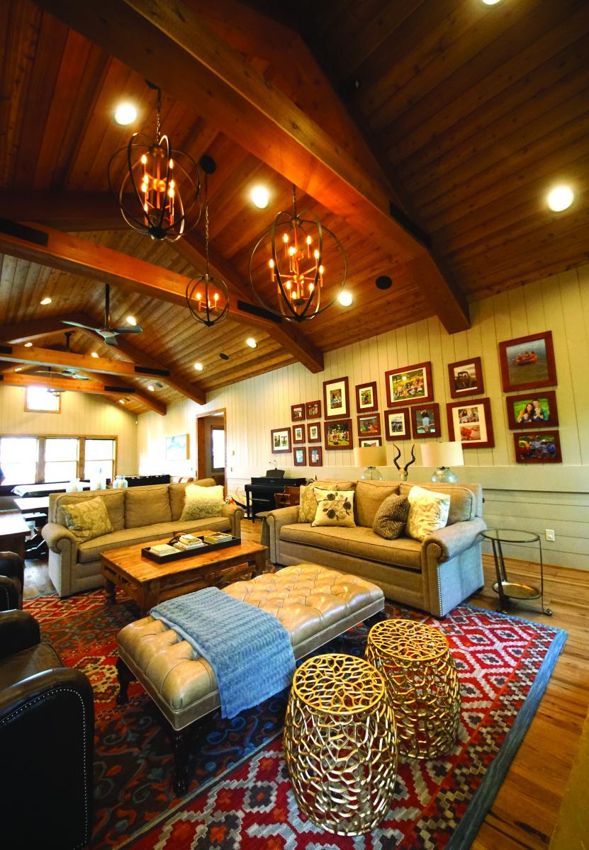 Lakeside Family Cabin Int_9759