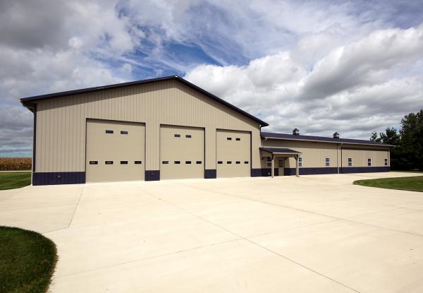 Libertyville Wash & Storage